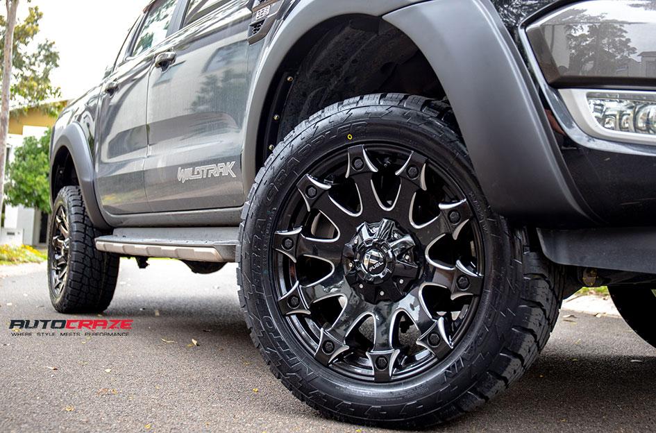 FORD RANGER BATTLE AXE GLOSS BLACK MILLED ACCENTS
